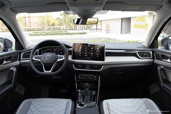 2024款探岳 330TSI 两驱豪华Plus进阶版